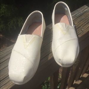 Toms white sparkling slip on shoes 9